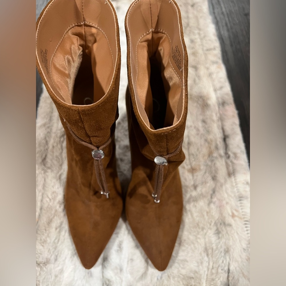Jessica Simpson booties - Picture 4 of 7